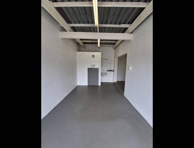 40M² WORKSHOP TO LET IN GONUBIE